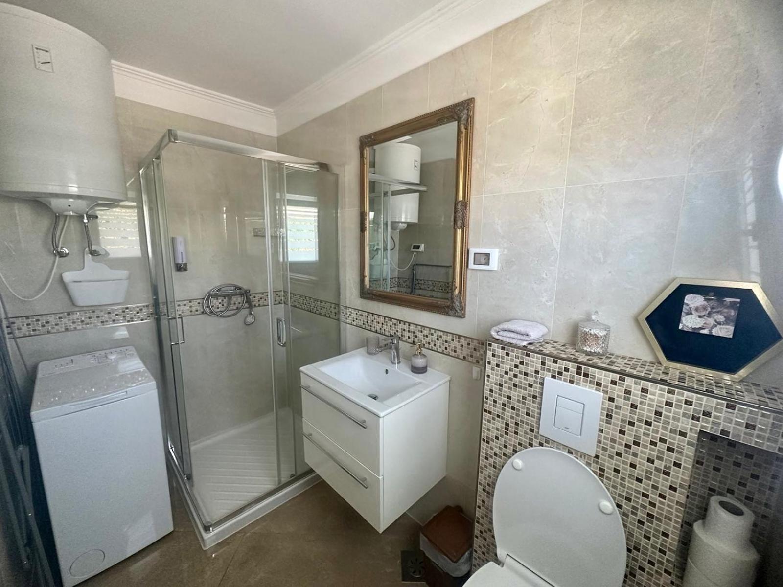 Villa Zonta Apartment Maremi With Private Jacuzzi Buje Buitenkant foto